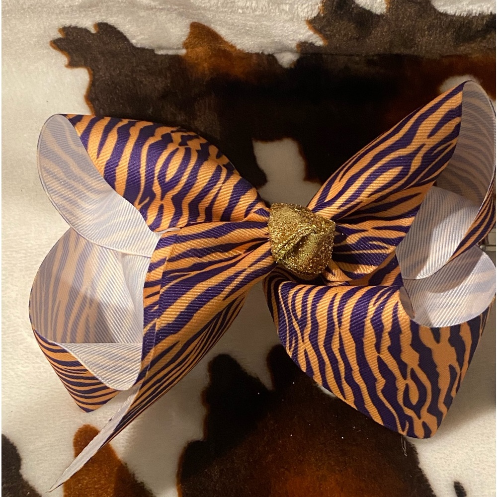 Tiger Stripe Bow